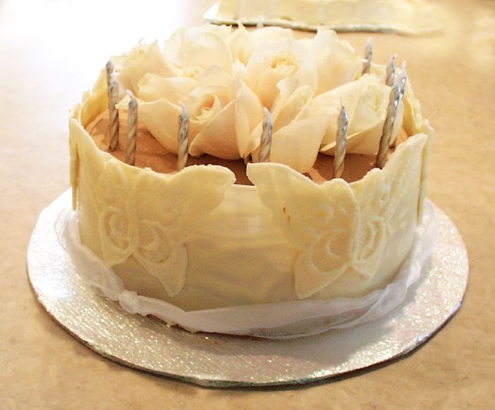 kenna_s_cake_5_2001.jpg